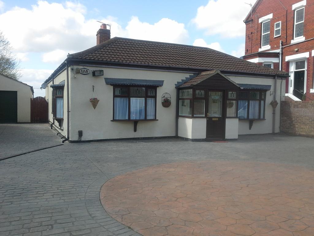 Redroofs Hotel Stockton-on-Tees Exterior photo